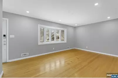 14 Passaic Avenue, Hasbrouck Heights, NJ 07604 - Photo 8