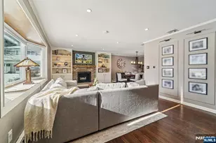 6 Browning Ct, Roseland, NJ 07068 - Photo 4