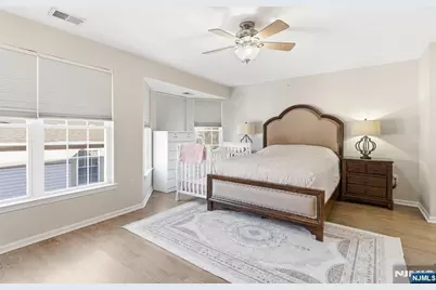 107 Adamecs Way 7 #7, South Amboy, NJ 08879 - Photo 4