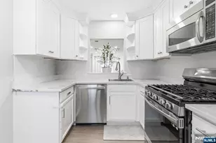 107 Adamecs Way 7, South Amboy, NJ 08879 - Photo 8