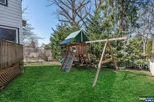 766 Salem St, Teaneck Township, NJ 07666 - Photo 24