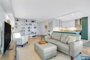 1600 Parker Ave 27J, Fort Lee, NJ 07024 - Photo 10