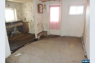 221 Boulevard Drive, Wayne, NJ 07470 - Photo 6