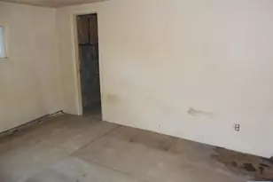 221 Boulevard Dr, Wayne, NJ 07470 - Photo 8