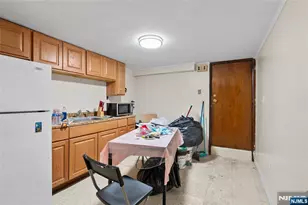 335 Court St, Elizabeth, NJ 07206 - Photo 20