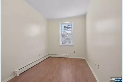 335 Court Street, Elizabeth, NJ 07206 - Photo 14