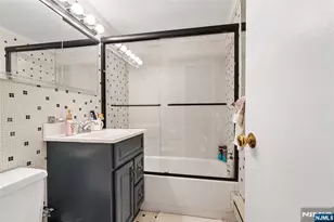 301 Beech Street 2B, Hackensack, NJ 07601 - Photo 16