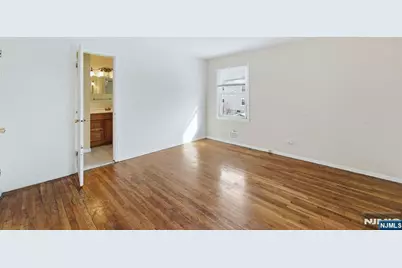 261 Revere Avenue, Union Township, NJ 07083 - Photo 6
