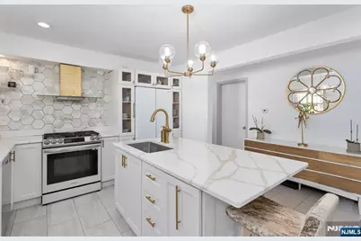 214 Morris Street, Fairview, NJ 07022 - Photo 8