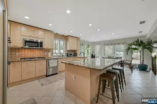 38 Geraldine Rd, Englewood Cliffs, NJ 07632 - Photo 14