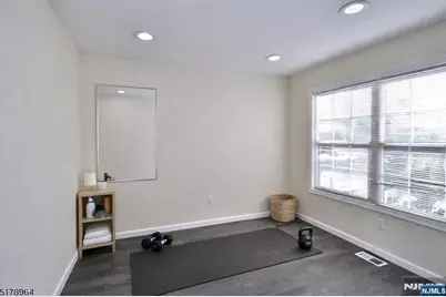 223 16th Avenue, Newark, NJ 07103 - Photo 8