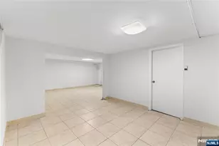 649 Ogden Ave, Teaneck Township, NJ 07666 - Photo 16