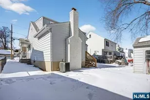 88 Harrington Rd, Clifton, NJ 07012 - Photo 18