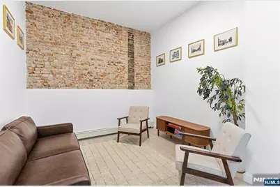 295 Dr Martin Luther King Jr Boulevard, Newark, NJ 07102 - Photo 1