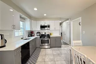 36 Cumberland Ave, Verona, NJ 07044 - Photo 6