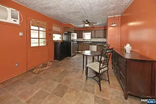 23 Hamil Ct, Clifton, NJ 07013 - Photo 6