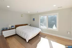 196 Graphic Blvd, Bergenfield, NJ 07621 - Photo 12
