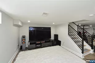 196 Graphic Blvd, Bergenfield, NJ 07621 - Photo 26