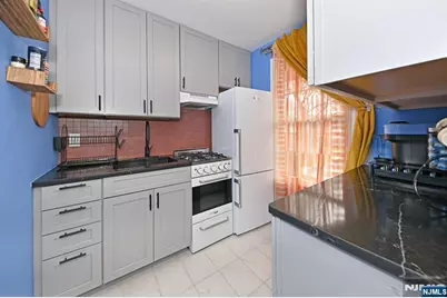 23-16 Howard Avenue D #D, Fair Lawn, NJ 07410 - Photo 6