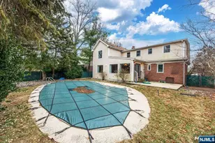 35 Taggart Way, Saddle Brook Township, NJ 07663 - Photo 4