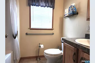 600-89 Pulis, Mahwah, NJ 07430 - Photo 12