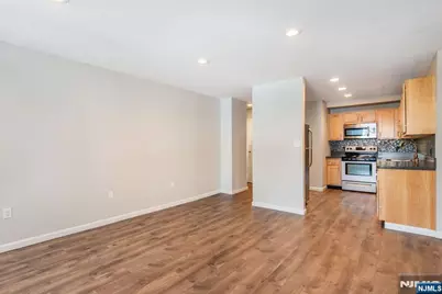 115 Polifly Road 5D #5D, Hackensack, NJ 07601 - Photo 8