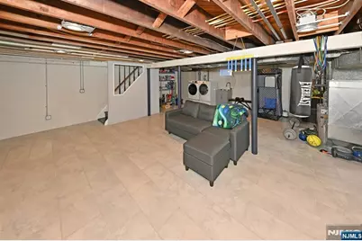 262 Spring Valley Avenue, Hackensack, NJ 07601 - Photo 20