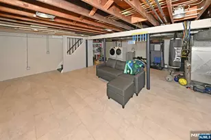 262 Spring Valley Ave, Hackensack, NJ 07601 - Photo 20