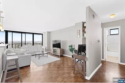 277 Prospect Avenue 18B #18B, Hackensack, NJ 07601 - Photo 14