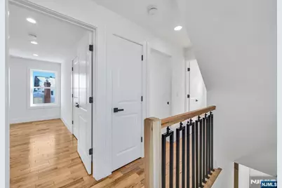 309 Ottawa Avenue, Hasbrouck Heights, NJ 07604 - Photo 20