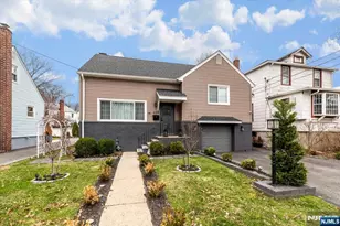 659 River Rd, Teaneck Township, NJ 07666 - Photo 2