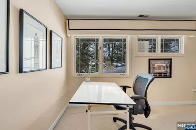 19 Fox Run Road, Allendale, NJ 07401 - Photo 18