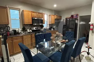 23 Oak St, Paterson, NJ 07501 - Photo 4