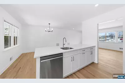 496 Prospect Avenue, Dumont, NJ 07628 - Photo 16