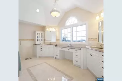 133 Rutherford Road, Mahwah, NJ 07430 - Photo 10