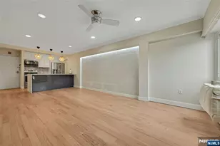 333 Grand Ave 1I, Palisades Park, NJ 07650 - Photo 10