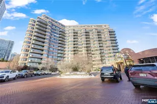 100 Winston Dr 5Mn, Cliffside Park, NJ 07010 - Photo 12