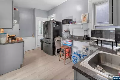 37 Blum Street, Newark, NJ 07103 - Photo 10