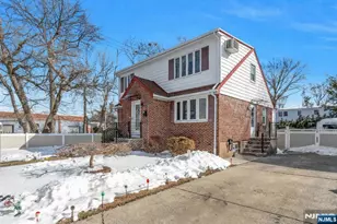 30 Marion Ave, Rochelle Park Township, NJ 07662 - Photo 6