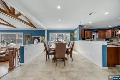 88 Chestnut Ridge Road, Saddle River, NJ 07458 - Photo 18