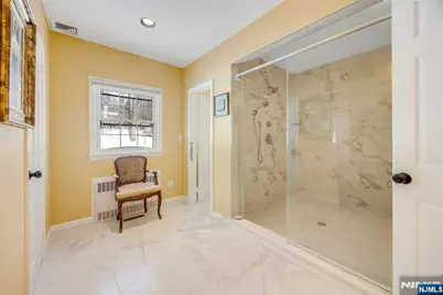 88 Chestnut Ridge Road, Saddle River, NJ 07458 - Photo 28