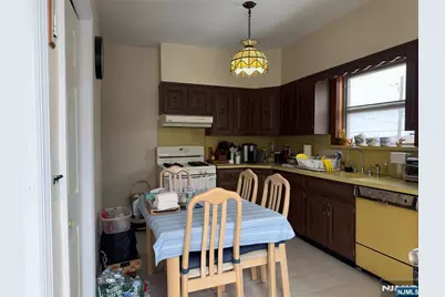 534 Moonachie Avenue, Wood Ridge, NJ 07075 - Photo 16