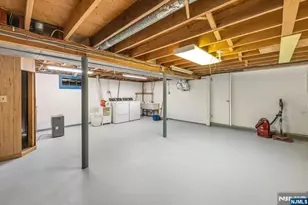 19 Colfax Dr, Pequannock Township, NJ 07440 - Photo 22