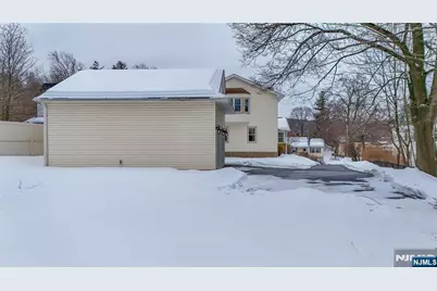 76 Carey Avenue, Butler, NJ 07405 - Photo 6