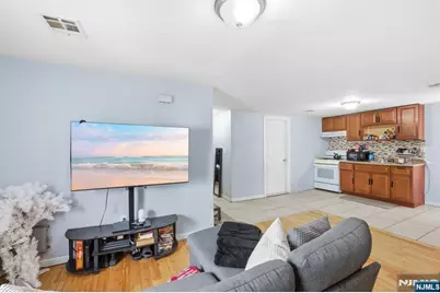 38 Mapes Avenue, Newark, NJ 07112 - Photo 18