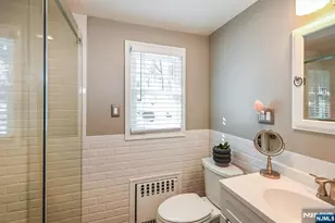 19 Glendale St, Nutley, NJ 07110 - Photo 18