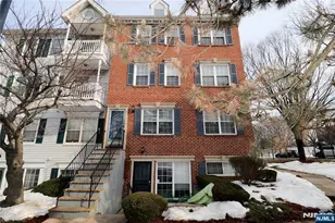 12 Rutgers Dr, Newark, NJ 07103 - Photo 2