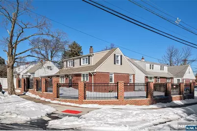 15 Furrey Place, Paterson, NJ 07522 - Photo 2