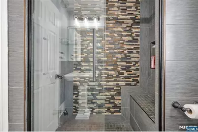 15 Furrey Place, Paterson, NJ 07522 - Photo 18