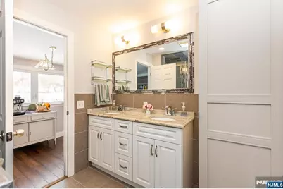 19 Pinecrest Terrace, Wayne, NJ 07470 - Photo 16